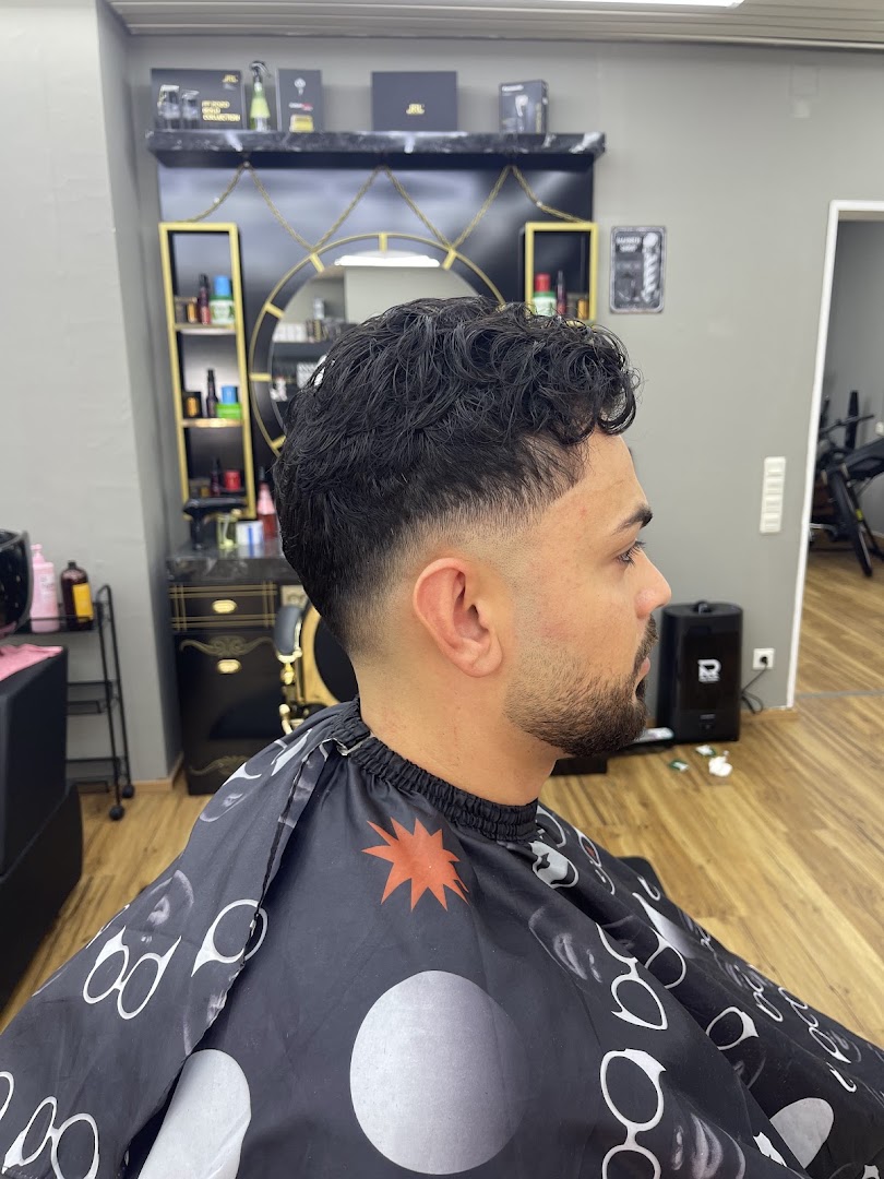 MAYLA SALON& BARBERSHOP